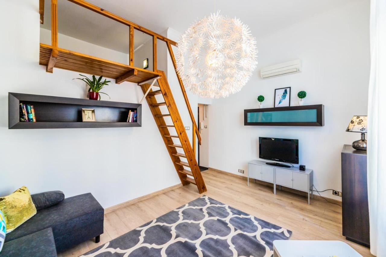 ヴロツワフApartament Z Antresola Przy Rynkuアパートメント エクステリア 写真